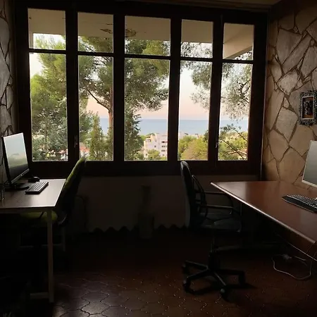 샬레 Sea View House With Large Terrace *